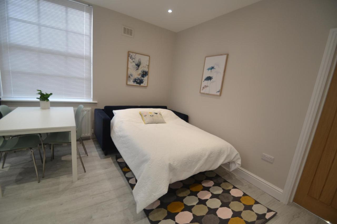 Charming 1 Bed Georgian Apartment Честер Экстерьер фото